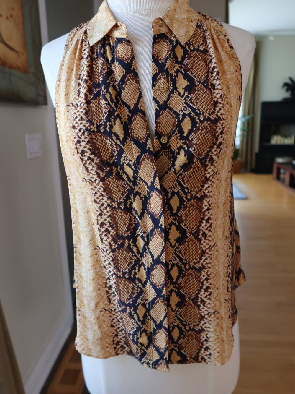 Joie yellow tan black snake print sleeveless button down blouse top size XXS